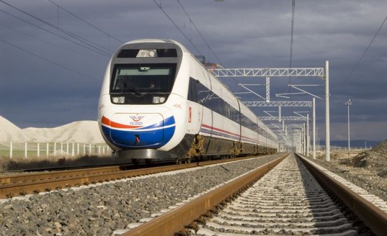 Antalya-Kayseri,Kırıkkale-Samsun arasında hızlı tren hattı geliyor