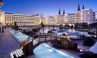Mardan Palace Alacaklıları Sırada Bekliyor