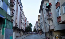 Gaziosmanpaşa'da 5 Katlı Bina Yan Yattı