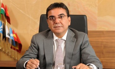 Özyurtlar İnşaat Perakendeye Giriyor