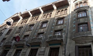 Karaköy'de ki Tütün Han Satılıyor