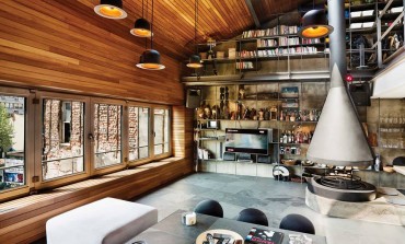 Karaköy'de Bir Çatı Katı