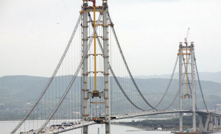 Osmangazi Köprüsü çevresi 3 kat değerlendi