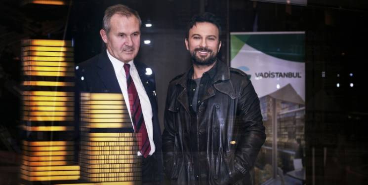 tarkan-vadistanbul-dan-ofis-kati-satin-aldi-