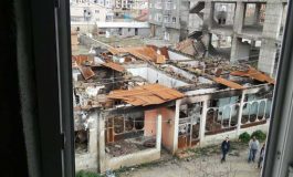 Teröristler Yüksekova'yı harabeye çevirmiş