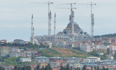 Çamlıca'ya teleferik yerine metro geliyor