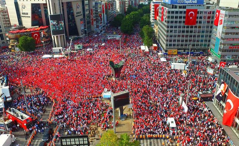 Kızılay Meydanı’nın ismi değişti