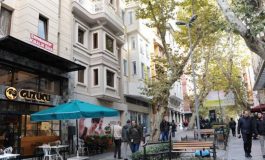 İstanbul'da Sıkıntıya Giren Üçüncü Cadde, Nuruosmaniye