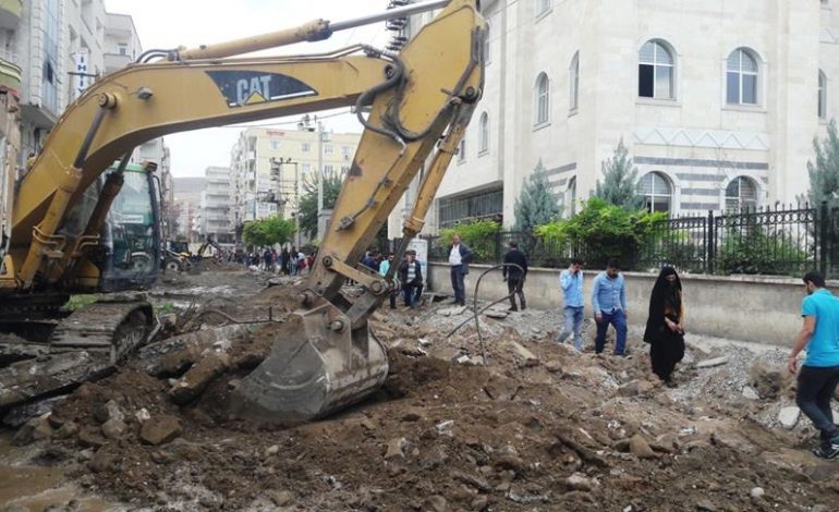 Cizre’de “Sokak Sağlıklaştırılması” projesi başlatıldı