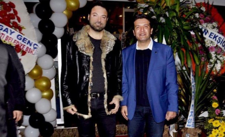 Başkan Genç ve İşadamı Samut Açılışta Bir Araya Geldi