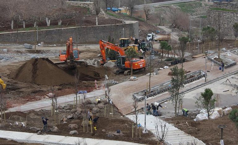 Terörün Yıktığı İllerde İnşaat Çalışmaları Devam Ediyor