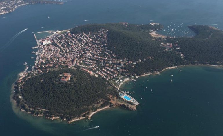 İstanbul Adalar’da İmar Planı Yapma ve Onaylama Yetkisi İBB’den Alınarak Bakanlığa Verildi