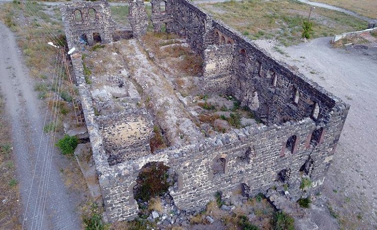 Kars’ın ‘Beylerbeyi Sarayı’ restore edilerek turizme hizmet verecek