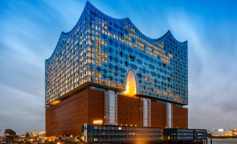 Mimarinin Dile Geldiği Yapıt, Elbphilharmonie Konser-Opera Salonu