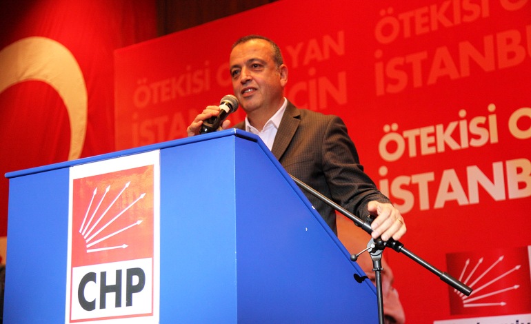 Ataşehir Belediye Başkanı Görevden Uzaklaştırıldı