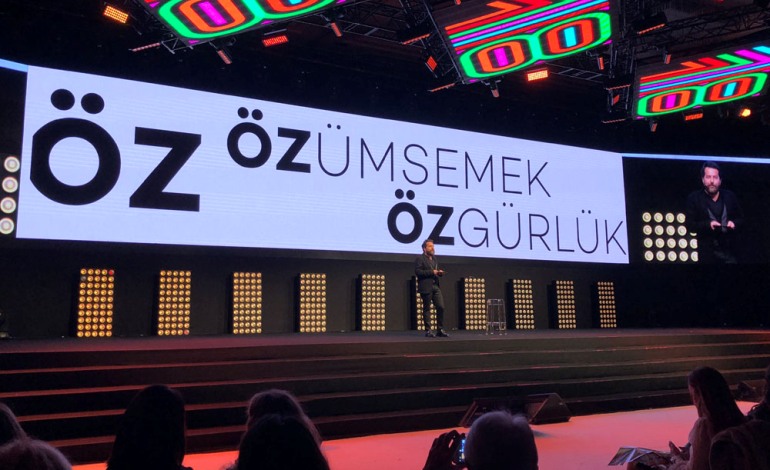 Erden Timur “Özümsemek Özgürlüktür”