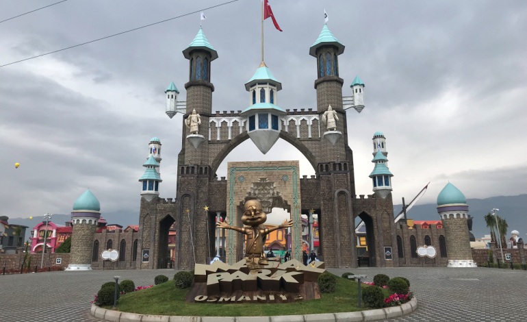 Osmaniye'nin Disneyland'ı Masal Park kapılarını açtı!