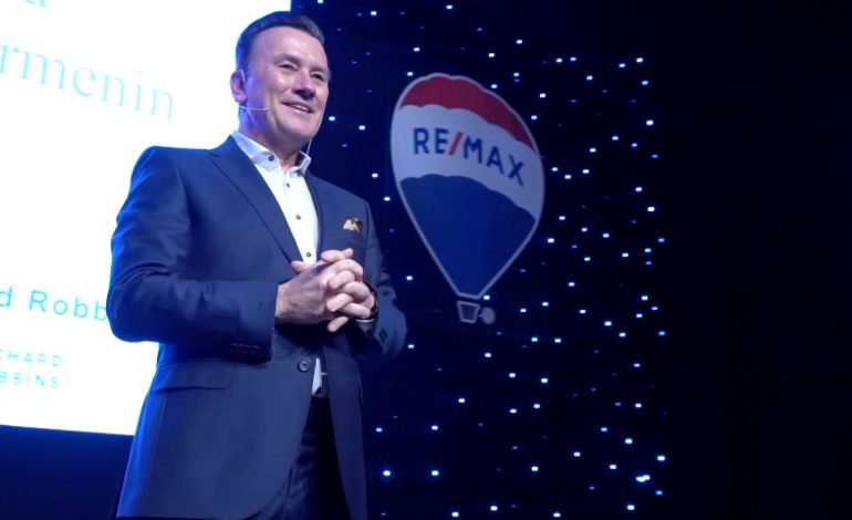 RE/MAX’liler dünyanın en iyi gayrimenkul koçu ile buluştu