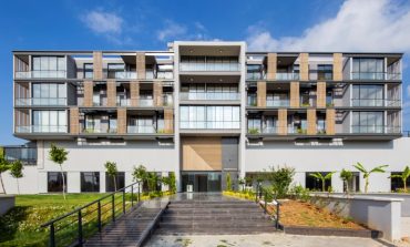 SLASH ARCHITECTS'ten Şehre Dinamizm Katan Ofis Yapısı: Perspective Ofis