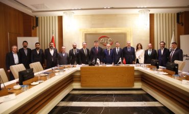 Kazakistan'da Yatırım Olanakları Masaya Yatırıldı