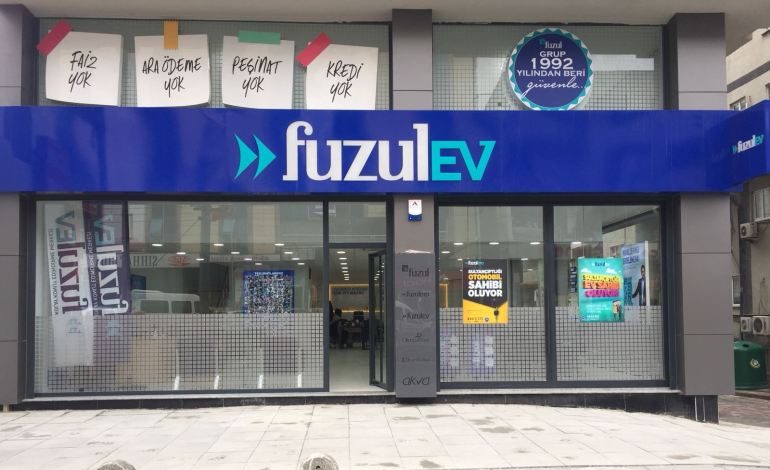 Fuzulev, on binlerce aileyi ev sahibi yaptı