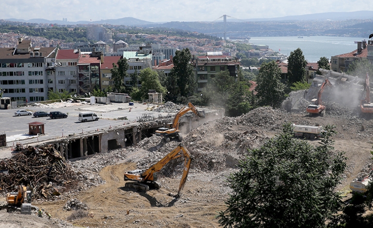 AKM’nin yıkımı tamamlandı