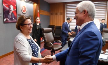 Müteahhitler Birliği'nden Ticaret Bakanına Ziyaret