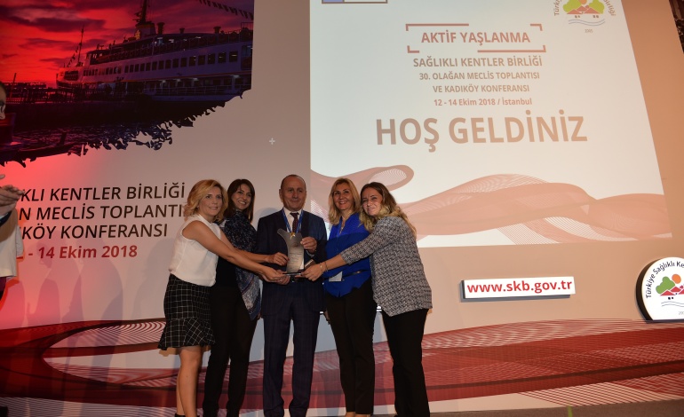 Kadıköy Belediyesi’ne ‘Ekolojik Yaşam Merkezi’ ile Sağlıklı Şehir Ödülü
