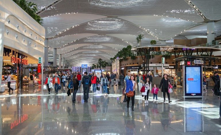 İstanbul Havalimanı’na 06-30 Nisan tarihleri arasında 4 milyon yolcu ayak bastı