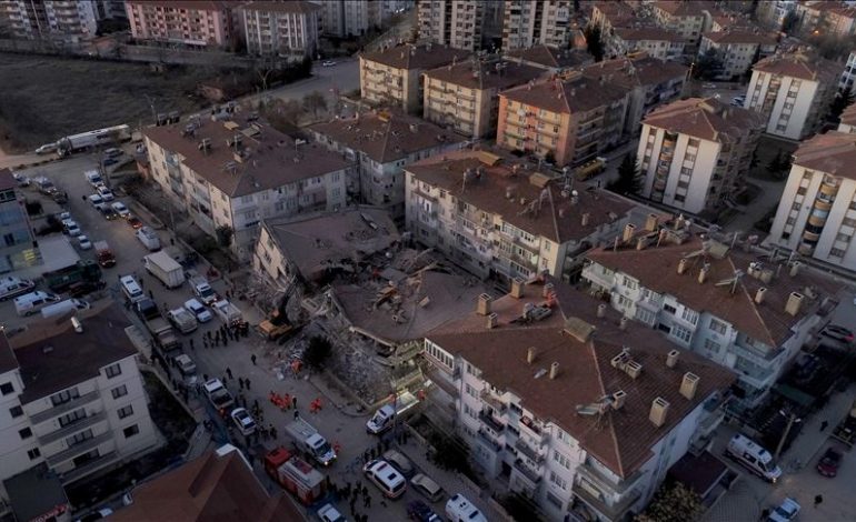 Elazığ depreminde yıkılan binaların fatura tahsilatı 90 gün ertelendi