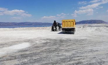 Salda Gölünde Çalışma ve Toki Açıklaması