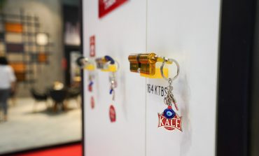 Kale Kilit, güvenilirlik ve dinamizm temalı standıyla Avrasya Pencere Fuarı'nda