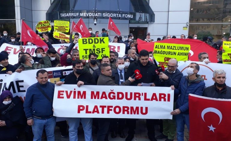 ‘Evim’ mağdurlarından TMSF önünde eylem