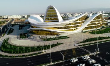Rönesans, Türkmenistan’ın ilk çok amaçlı otel ve iş merkezi projesini inşa etti