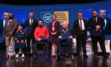 KARTEPE ZİRVESİ 2022 KAPSAMINDA “ENGELSİZ ŞEHİRLER” PANELİ GERÇEKLEŞTİ