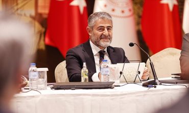Bakan Nebati, yarın konut ve temizlik sektörü temsilcileriyle bir araya gelecek