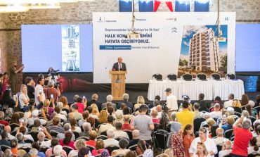 İzmir'de Halk Konut Projesi İçin Adım Atıldı