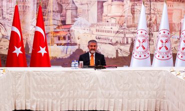 Bakan Nebati: 'Gayrimenkul sektöründe olağan dışı fiyat artışlarını mercek altına aldık'