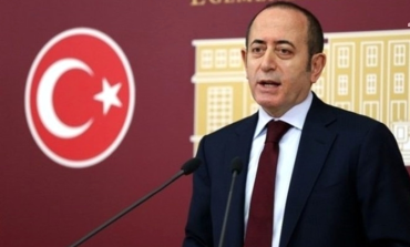 Akif Hamza Çebi: "Konut dolandırıcılığı ile ilgili girişimlerimiz organize şekilde yok sayılıyor"