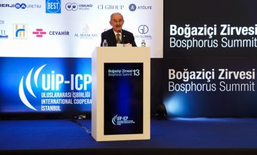 Yılmaz Büyükerşen Boğaziçi Zirvesi’nde ‘Şehirleri Geleceğe Hazırlamak’ panelinde konuştu