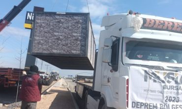 MÜSİAD DEPREM BÖLGESİNDE KONTEYNER KENT KURUYOR