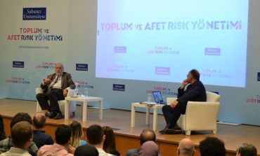 PROF. DR. İLBER ORTAYLI: DEPREMDE YAŞANAN KAYIPLAR, KÜLTÜREL ALIŞKANLIKLAR VE YETERSİZ CEZALARA BAĞLANABİLİR