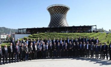 "Çay Sokağı" projesiyle deprem bölgesinde Rize mimarisine uygun konutlar yapılacak