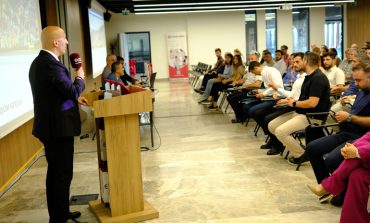 EMLAK KULÜBÜ DEPREM GERÇEĞİ PANELİ DÜZENLEDİ