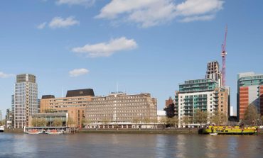 LONDRA’NIN İKONİK KULESİNE ANT YAPI DOKUNUŞU