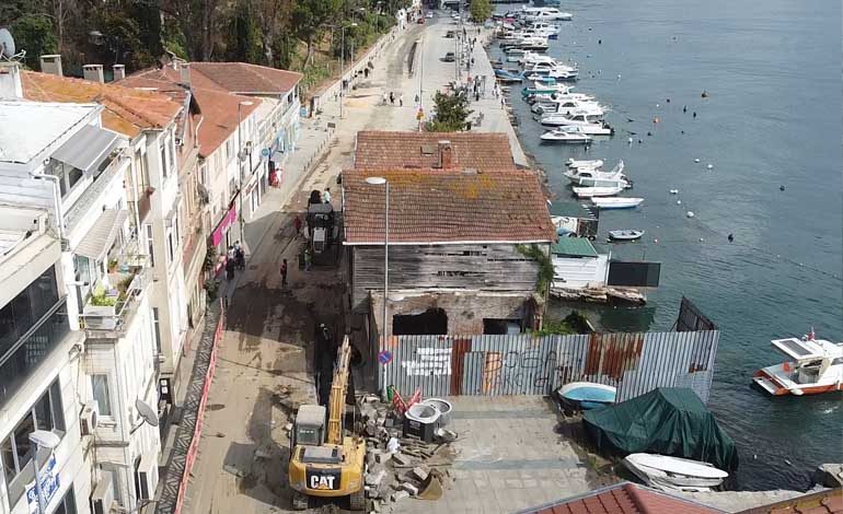 BEYKOZ SAHİLİNİN 40 YILLIK ALT YAPI SORUNU ÇÖZÜLDÜ