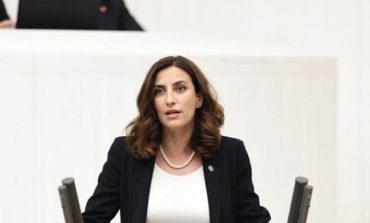 DEVA PARTİLİ RIZVANOĞLU ŞİLE’DEKİ MEVZUATA AYKIRI YAPILAŞMAYI VE KIYILARIN GASPINI BAKAN ÖZHASEKİ’YE SORDU