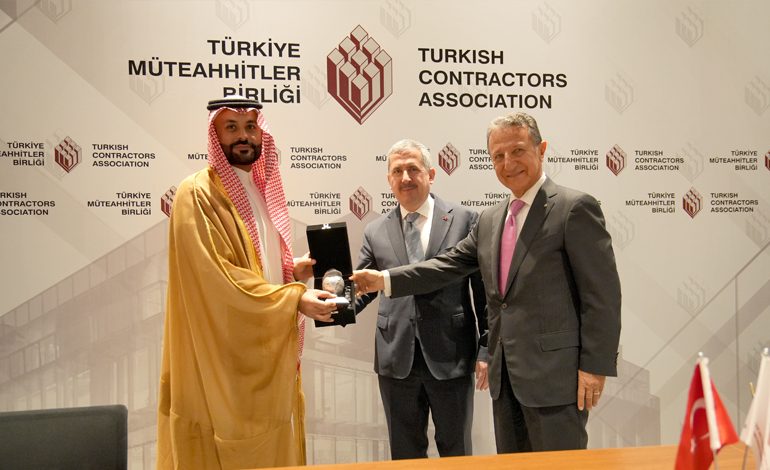 Türkiye Müteahhitler Birliği ile İslam Ülkeleri Müteahhitler Federasyonu Yönetim Kurulları Ortak Toplantısı Ankara’da gerçekleştirildi