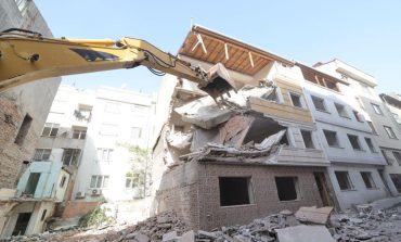 BAYRAMPAŞA’DA YÜKSEK RİSKLİ BİNALARIN DÖNÜŞÜMÜ BAŞLADI