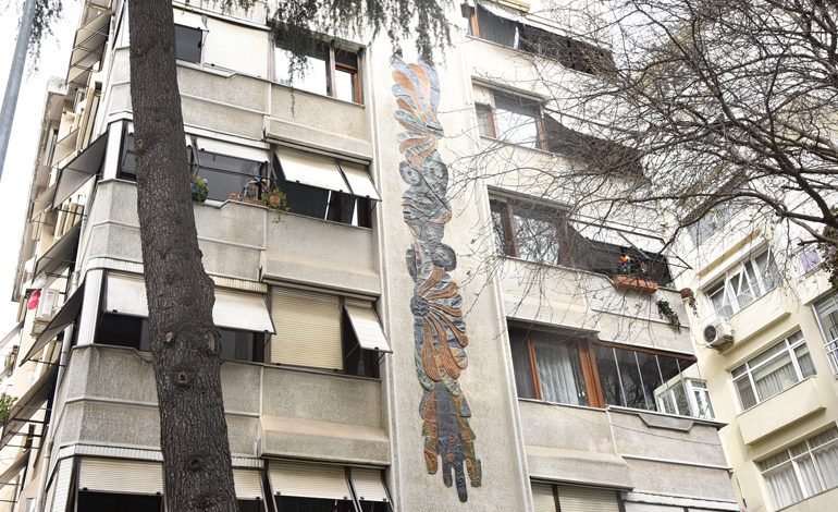 KADIKÖY BELEDİYE MECLİSİ’NDEN TÜRKİYE’DE BİR İLK: KENTSEL DÖNÜŞÜM KAPSAMINDA YIKILACAK BİNALARDA YER ALAN SÜSLEME ÖĞELERİ KORUMA ALTINA ALINDI